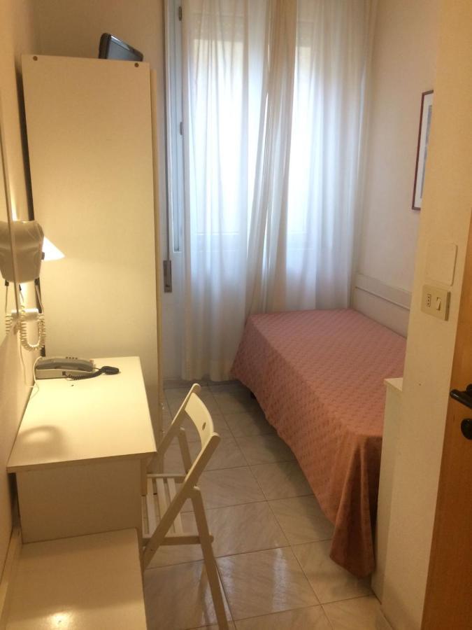 Hotel Regina Lido di Camaiore Exteriör bild